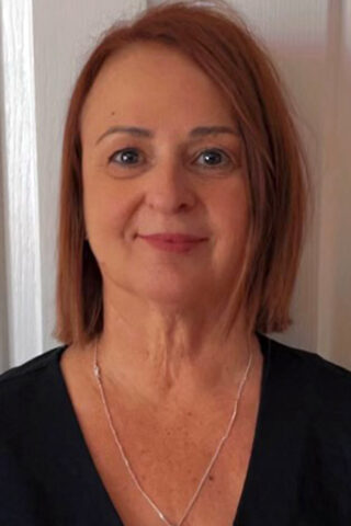 Di Spencer - Receptionist